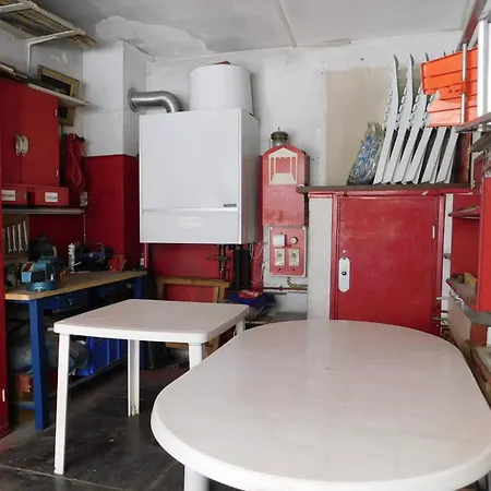 וילה Charming 2-bedroom 'miami' With Parking *