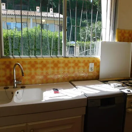 וילה Charming 2-bedroom 'miami' With Parking