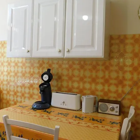 וילה Charming 2-bedroom 'miami' With Parking