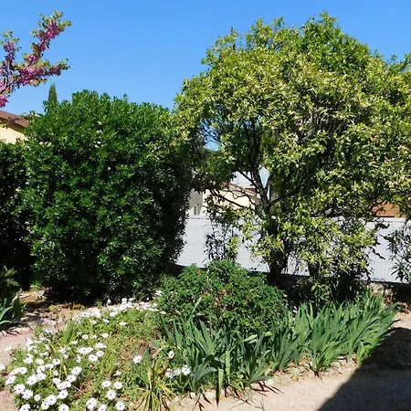 וילה Charming 2-bedroom 'miami' With Parking *